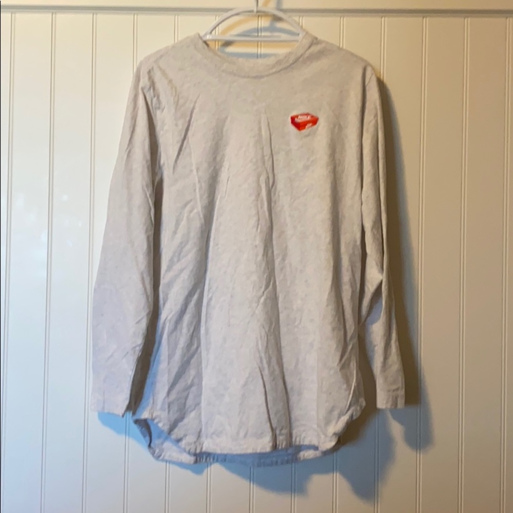 Nike Mens shoebox long sleeve shirt